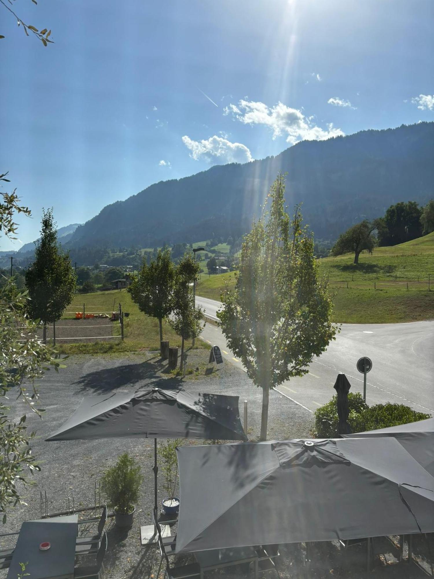 Landgasthof Zum Glenner Ilanz/Glion Buitenkant foto